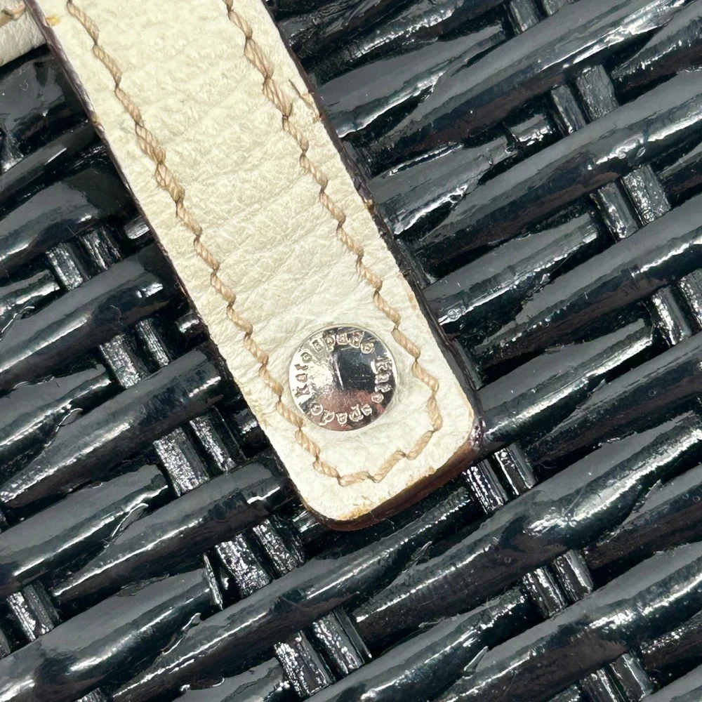 Vintage Kate Spade New York Black Wicker Basket White Leather Bag Polka Dot - Picture 15 of 16
